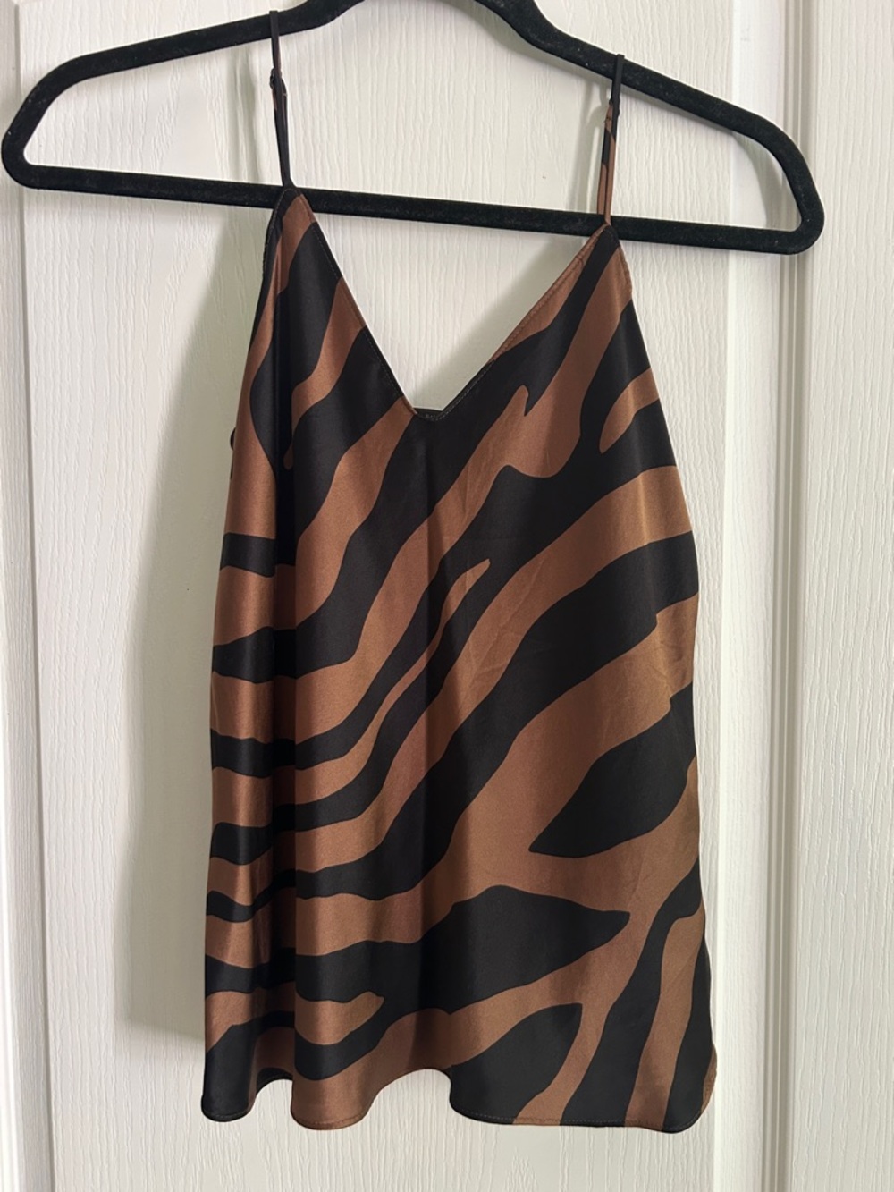 Banana Republic XS 100% Silk Animal print